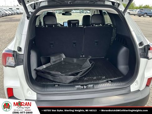 Used 2021 Ford Escape Titanium w/ Titanium Elite Package AWD/4WD image 12