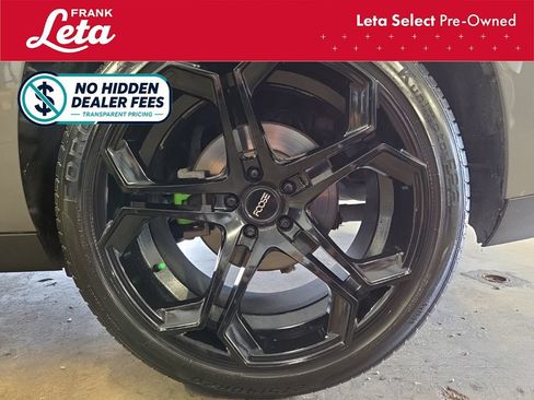 Used 2019 Dodge Challenger SXT RWD image 14