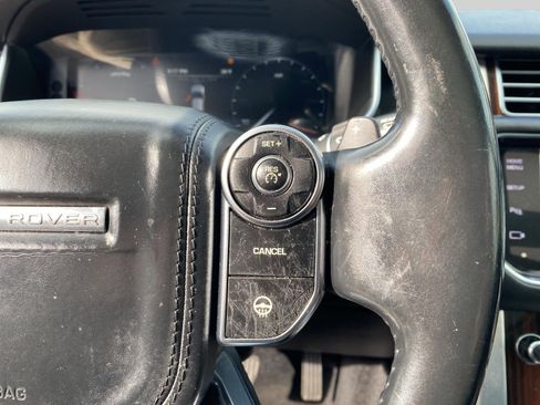 Used 2014 Land Rover Range Rover HSE image 20