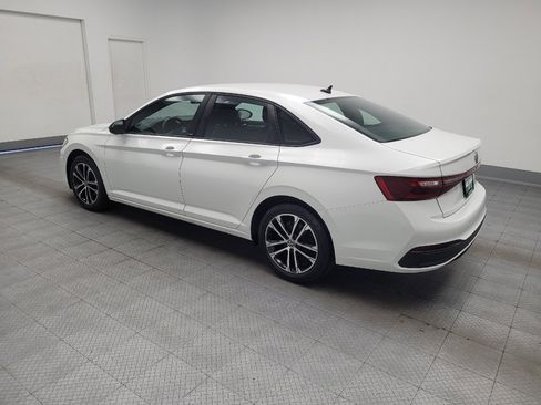 Used 2025 Volkswagen Jetta Sport FWD image 3