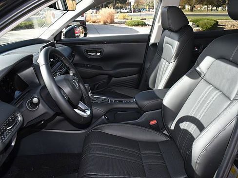New 2026 Honda HR-V EX-L image 7