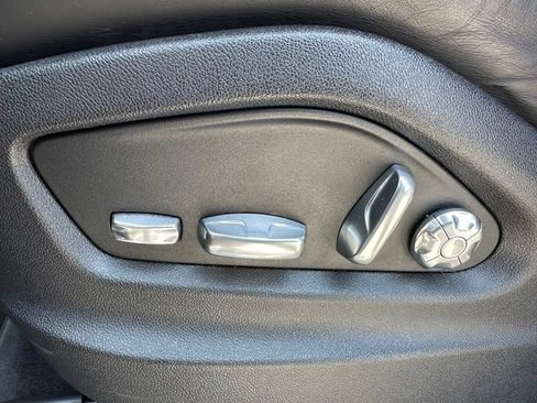 Certified 2020 Porsche Cayenne AWD/4WD image 22