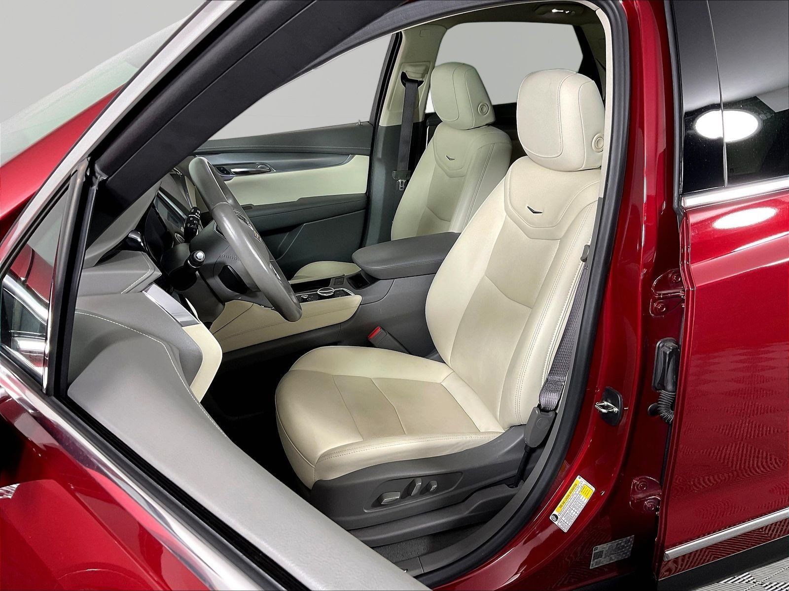 Used 2020 Cadillac XT5 Premium Luxury AWD/4WD image 21