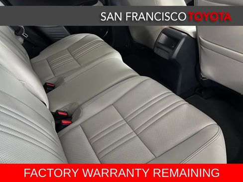 Used 2025 Honda HR-V EX-L image 18