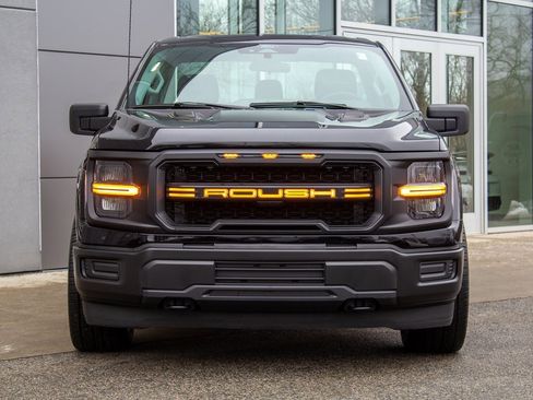 Used 2025 Ford F150 XL image 2