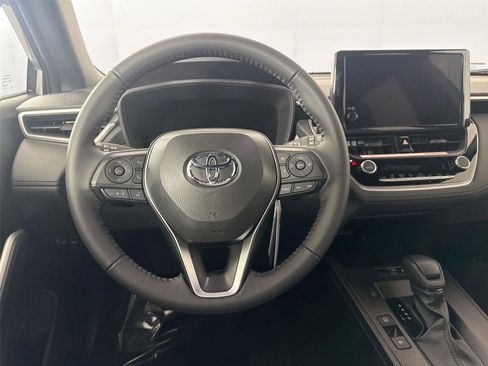 Certified 2026 Toyota Corolla Cross SE image 29