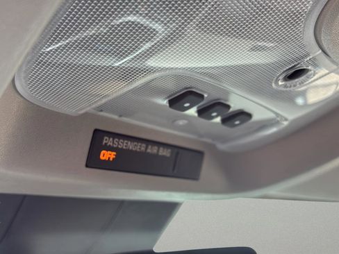 Used 2017 Chevrolet Equinox LT w/ Convenience Package FWD image 35