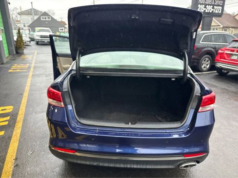 Used 2017 Kia Optima LX w/ Convenience Plus Package image 12