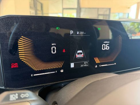 Used 2025 Kia K4 FWD image 39