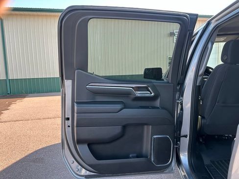 Used 2024 Chevrolet Silverado 1500 LT AWD/4WD image 21
