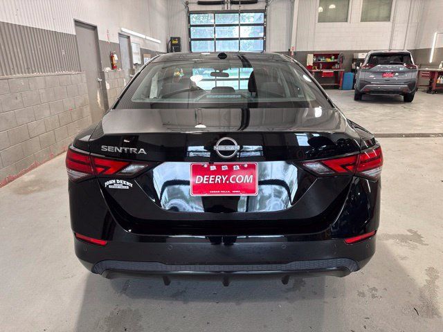 Used 2025 Nissan Sentra SV FWD image 5