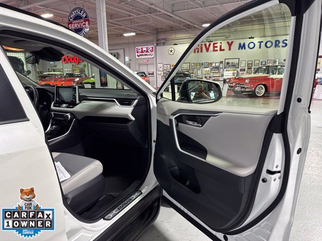 Used 2021 Toyota RAV4 Limited AWD/4WD image 48