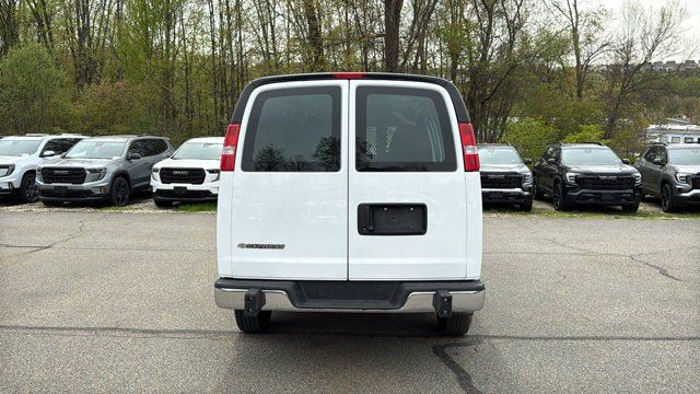 Used 2024 Chevrolet Express 2500 w/ Driver Convenience Package RWD image 7
