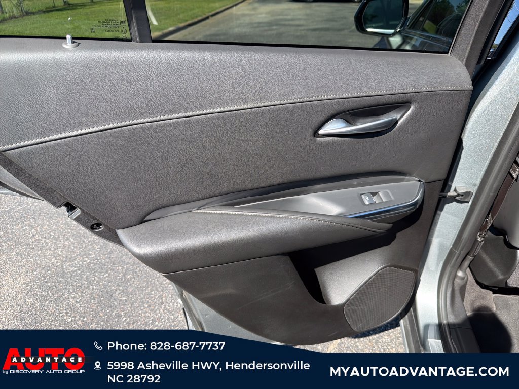 Used 2025 Cadillac XT4 Premium Luxury AWD/4WD image 30