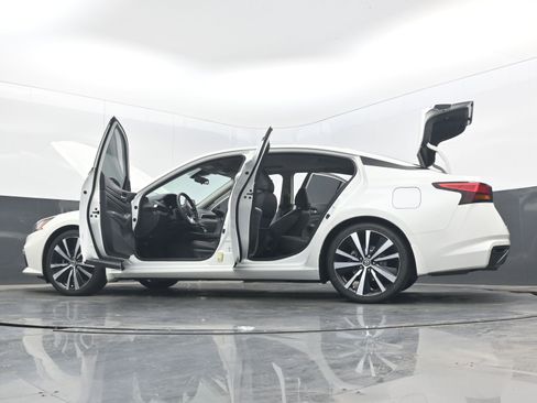 Used 2021 Nissan Altima 2.5 SR w/ SR Premium Package FWD image 43