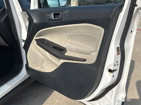 Used 2018 Ford EcoSport SE w/ SE Convenience Package image 31