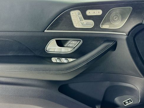 New 2026 Mercedes-Benz GLS 450 4MATIC image 19