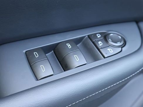 New 2026 Buick Enclave Preferred w/ Power Package AWD/4WD image 12