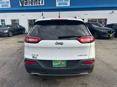 Used 2018 Jeep Cherokee Limited AWD/4WD image 9