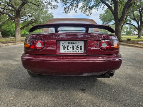 Used 1994 MAZDA MX-5 Miata image 3