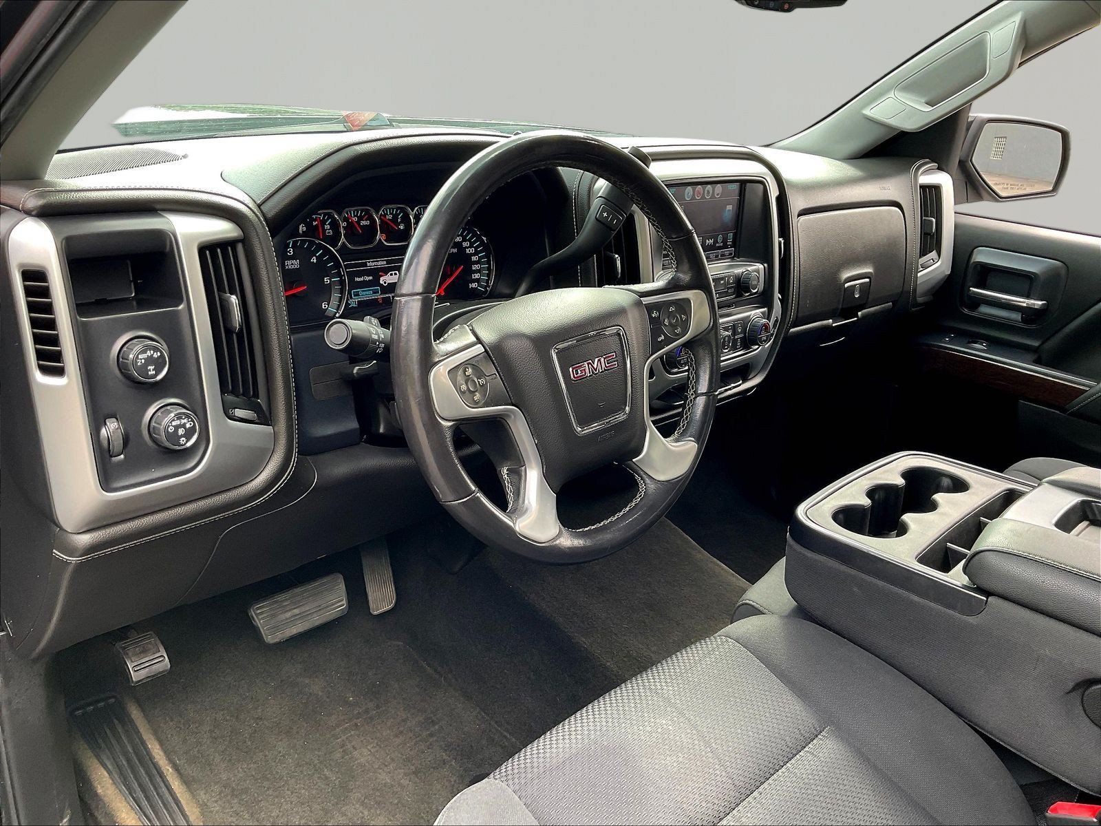 Used 2018 GMC Sierra 1500 SLE w/ SLE Value Package AWD/4WD image 17
