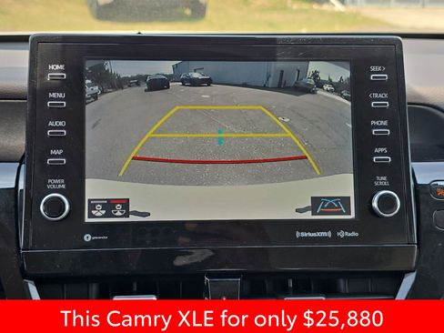 Used 2024 Toyota Camry XLE image 29