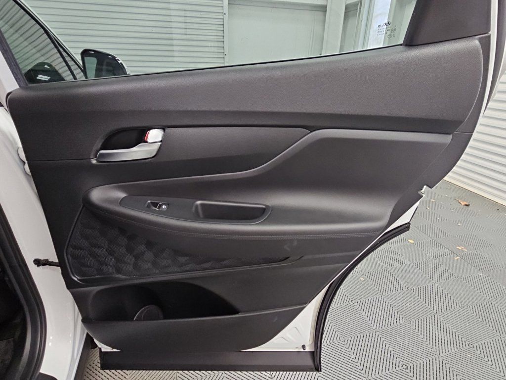 Used 2023 Hyundai Santa Fe SEL FWD image 38