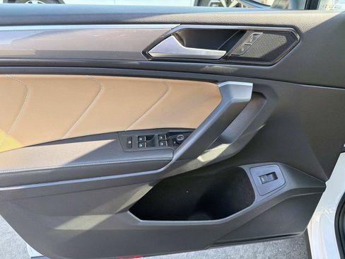Certified 2024 Volkswagen Tiguan SE R-Line FWD image 12