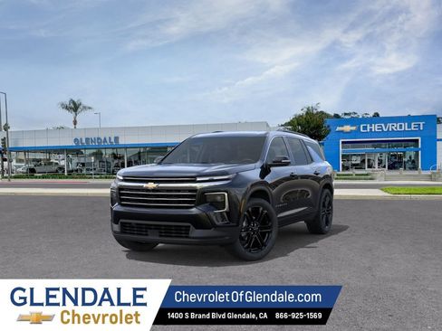 New 2026 Chevrolet Traverse LT w/ LPO, Floor Liner Package FWD image 8