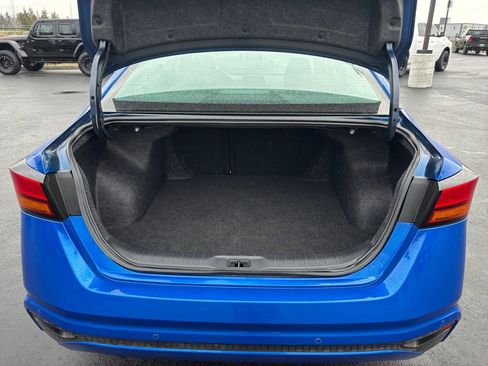 Used 2025 Nissan Altima 2.5 SV image 25