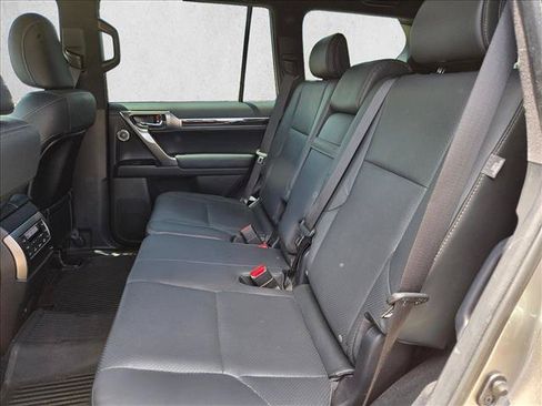 Used 2022 Lexus GX 460 Luxury w/ Off Road Package AWD/4WD image 20