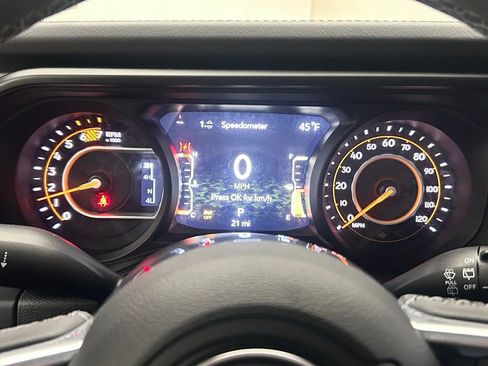 New 2025 Jeep Wrangler Unlimited Sahara w/ Safety Group AWD/4WD image 19
