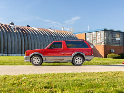 Used 1993 GMC Jimmy SLT image 2