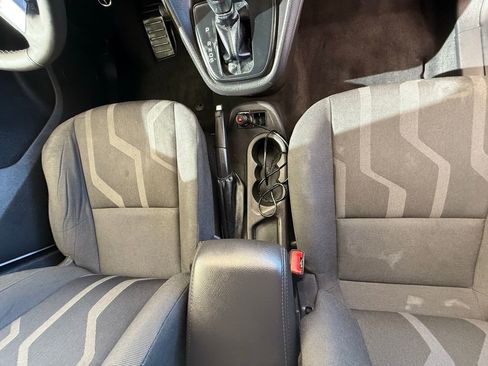Used 2018 Ford Transit Connect XLT image 15