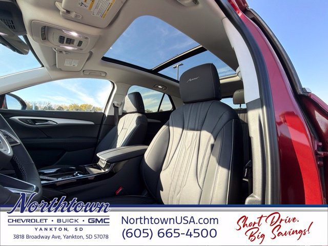 Used 2024 Buick Envision Avenir AWD/4WD image 16