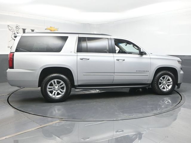 Used 2019 Chevrolet Suburban LT AWD/4WD image 44