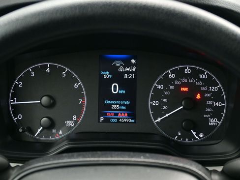 Used 2024 Toyota Corolla Cross L image 22