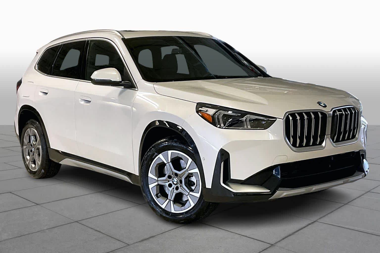 Used 2026 BMW X1 xDrive28i w/ Convenience Package AWD/4WD image 2