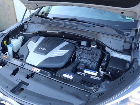 Used 2017 Hyundai Santa Fe AWD w/ SE Ultimate Tech Package 03 image 33