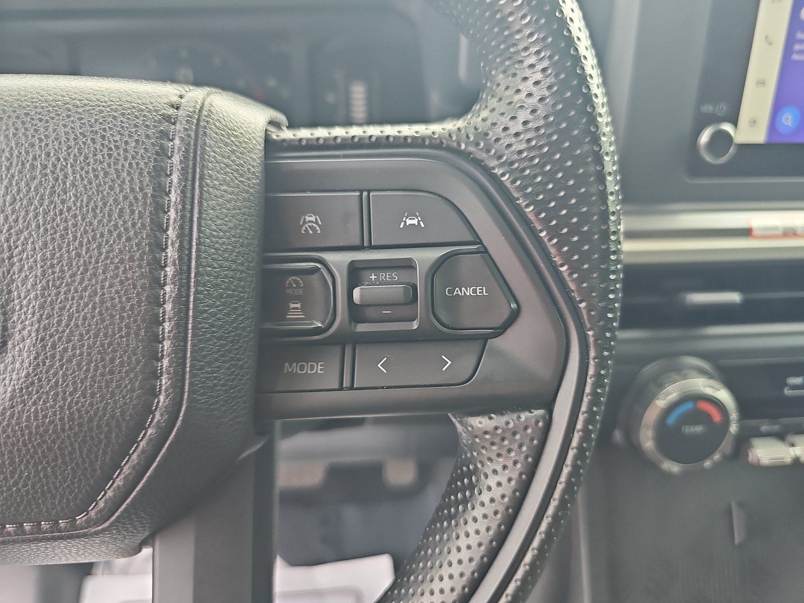 Used 2024 Toyota Tacoma SR5 AWD/4WD image 15