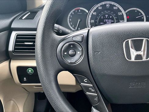 Used 2015 Honda Accord LX image 24