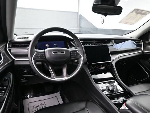 Used 2023 Jeep Grand Cherokee 4WD 4xe image 25