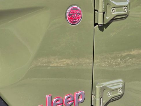 Used 2021 Jeep Wrangler Unlimited Rubicon w/ Dual Top Group image 22