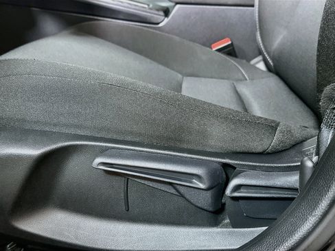 Used 2025 Honda Civic LX image 18
