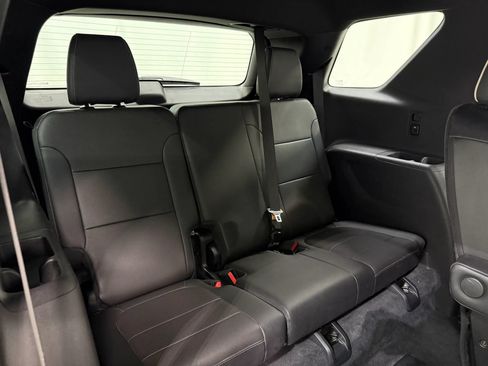Used 2023 Chevrolet Traverse Premier w/ Redline Edition AWD/4WD image 20