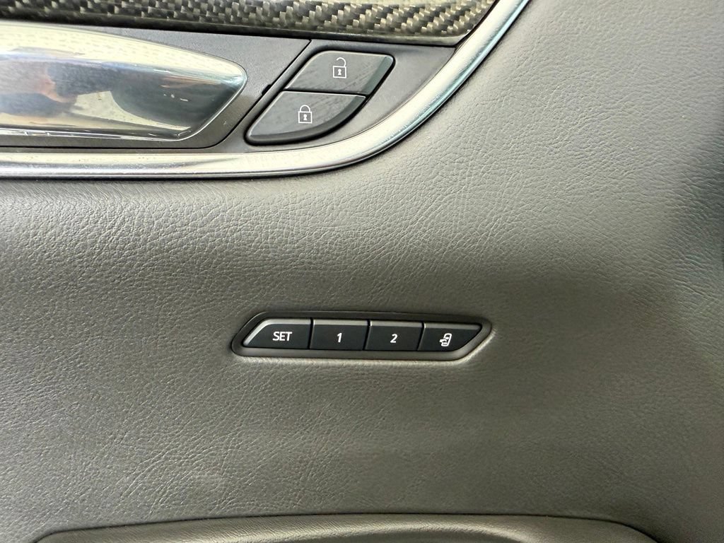 Used 2021 Cadillac XT6 Sport AWD/4WD image 41