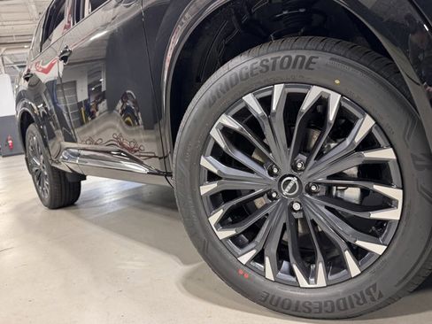 New 2026 Nissan Rogue Platinum w/ Platinum Premium Package image 9