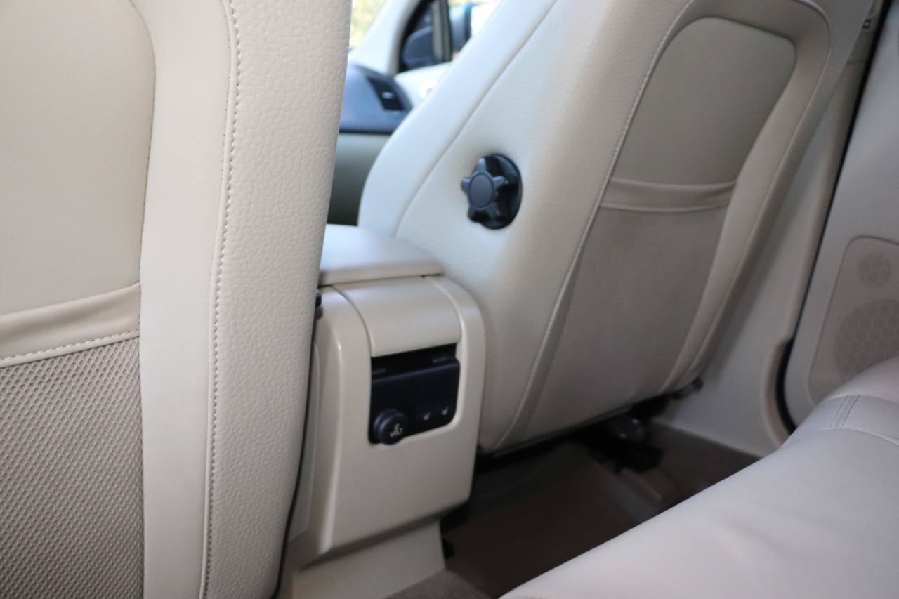 Used 2013 Volvo XC60 3.2 FWD image 27