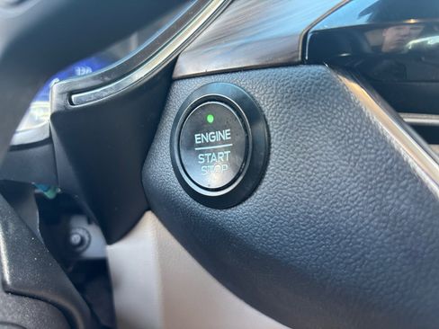 Used 2020 Ford Escape Titanium w/ Titanium Premium Package 2.0 image 27