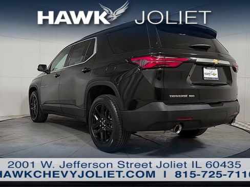 Used 2023 Chevrolet Traverse LT w/ LPO, Floor Liner Package AWD/4WD image 6